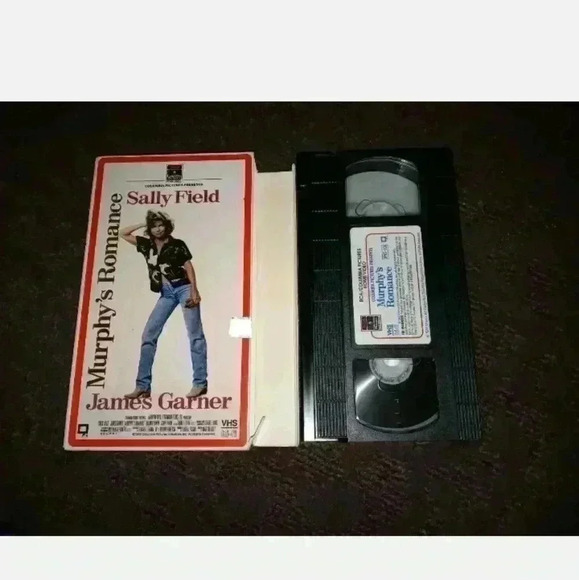 5/$25 Murphys Romance (VHS, 1996, Closed Captioned) - Picture 3 of 3